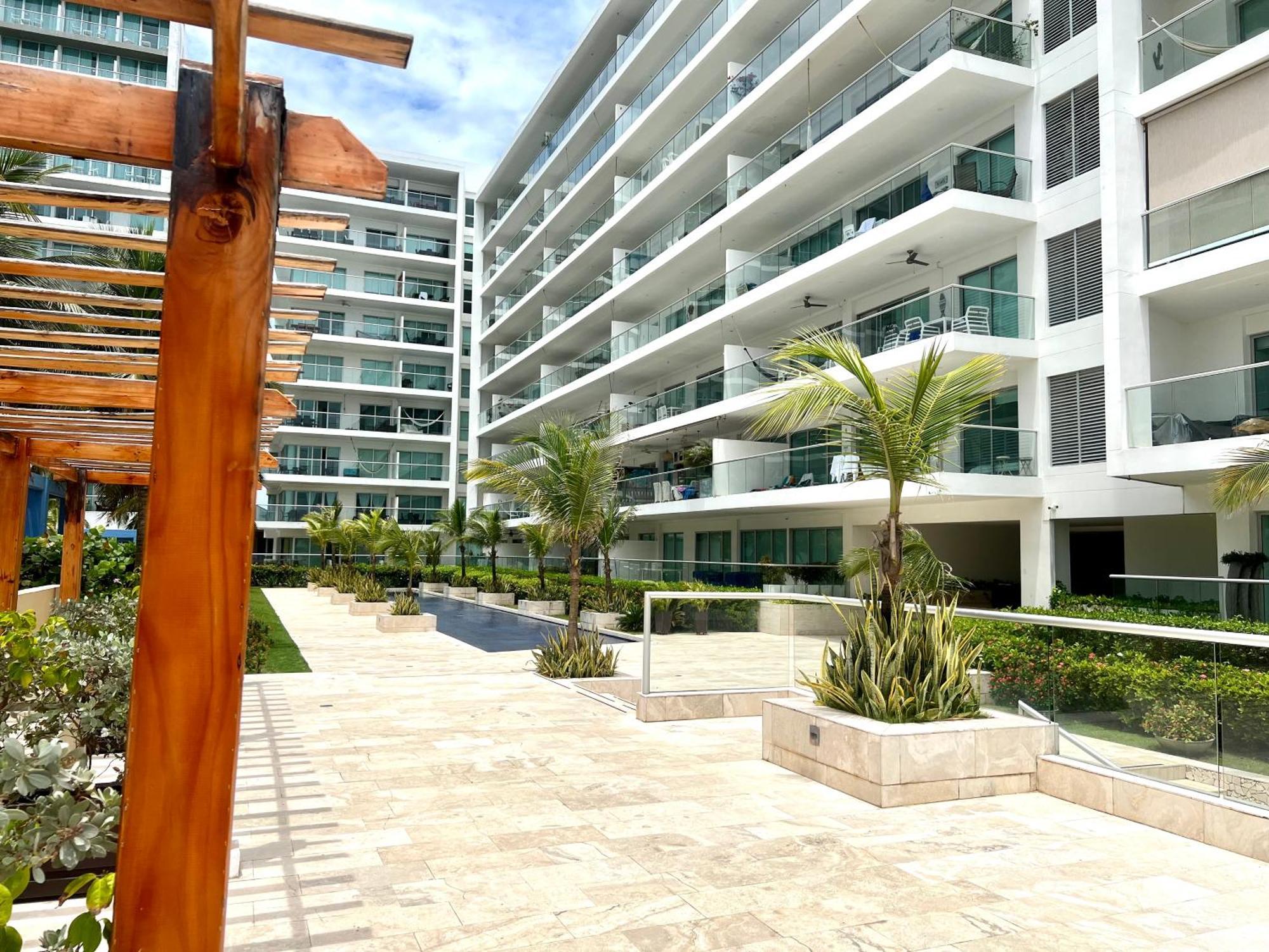 Frente Al Mar Morros Epic 323 *